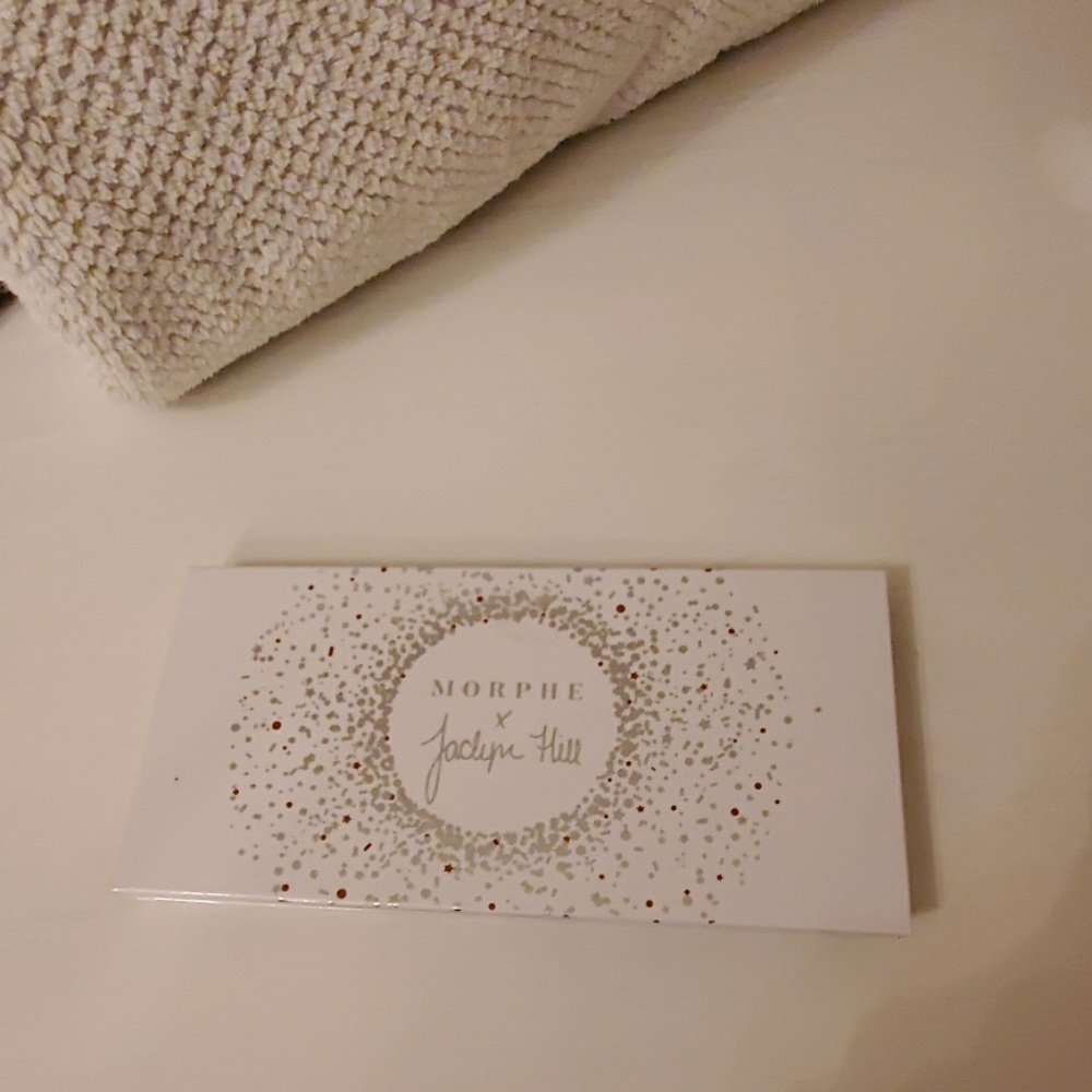 Jaclyn Hill eyeshadow